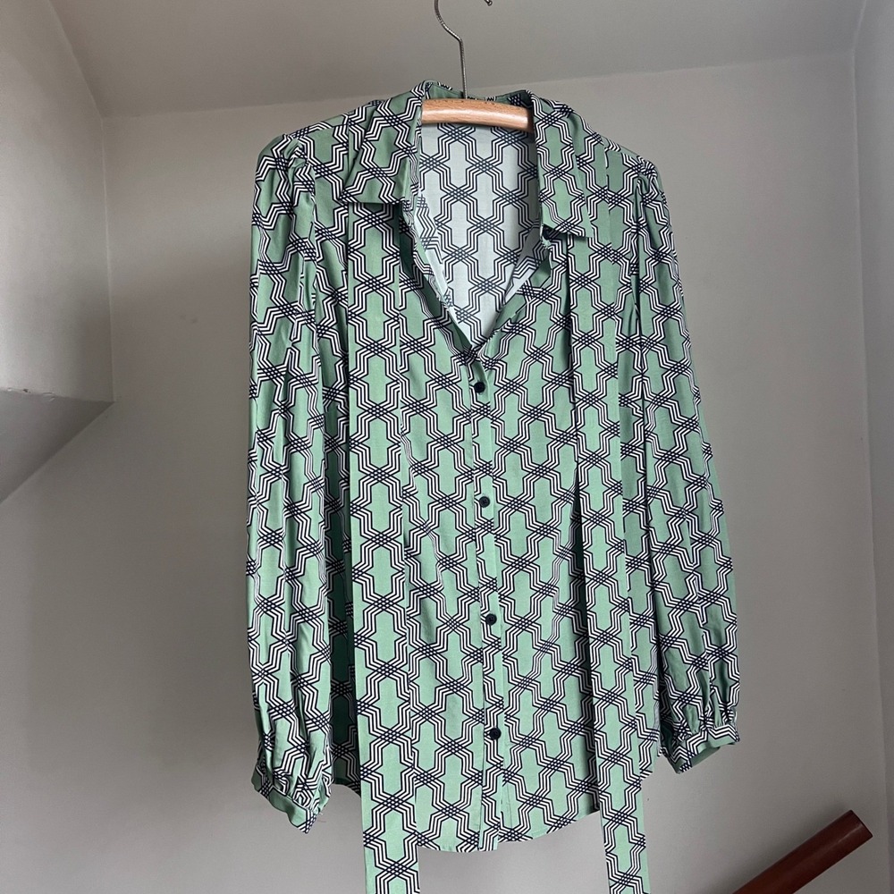 Emerson Fry Blouse Large Green Geometric Trellis Tie Neck Bow Button Down Top - Picture 2 of 6